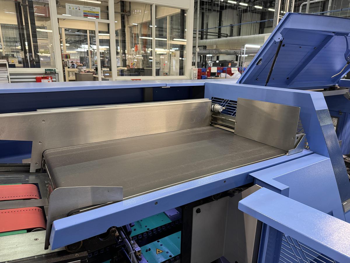 Used Müller Martini Diamant MC (2010)