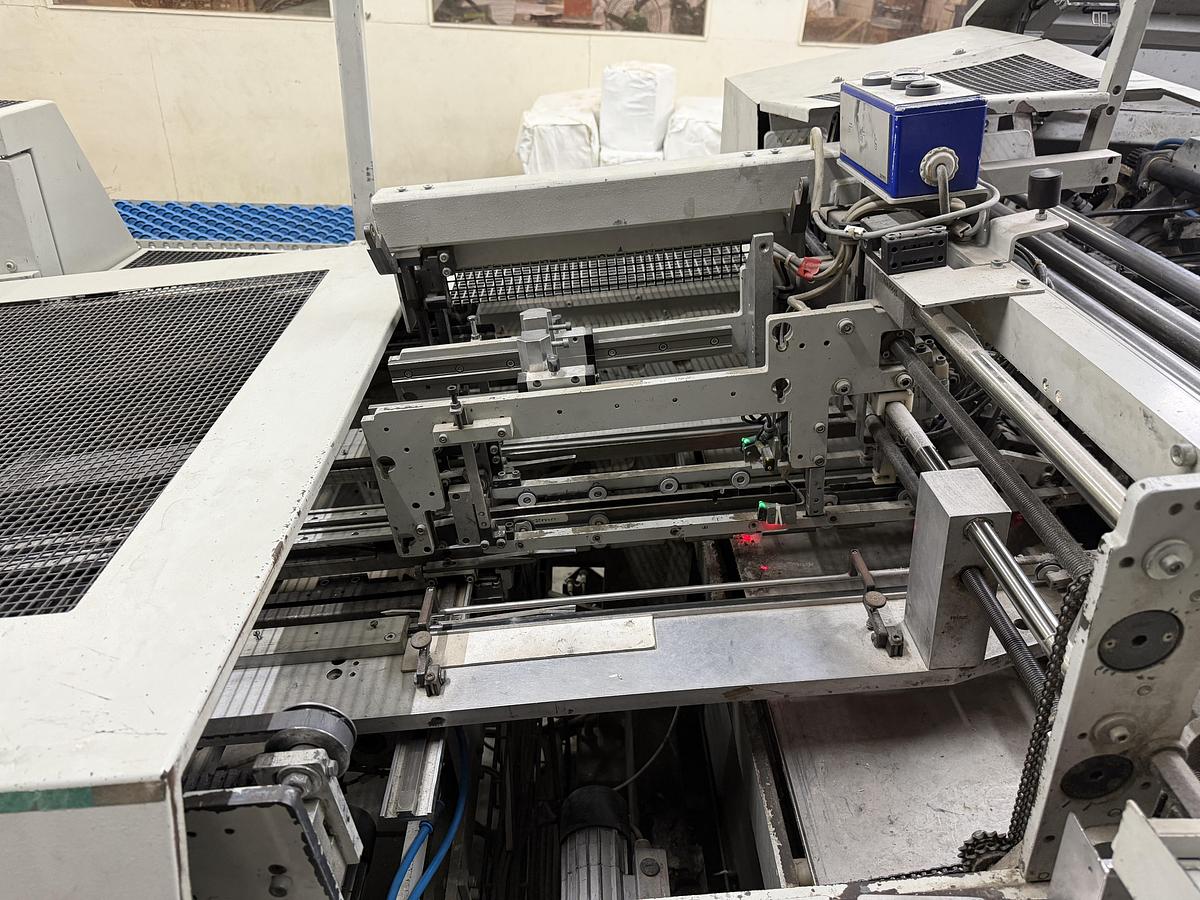 Used Kolbus DA 270 (2004)