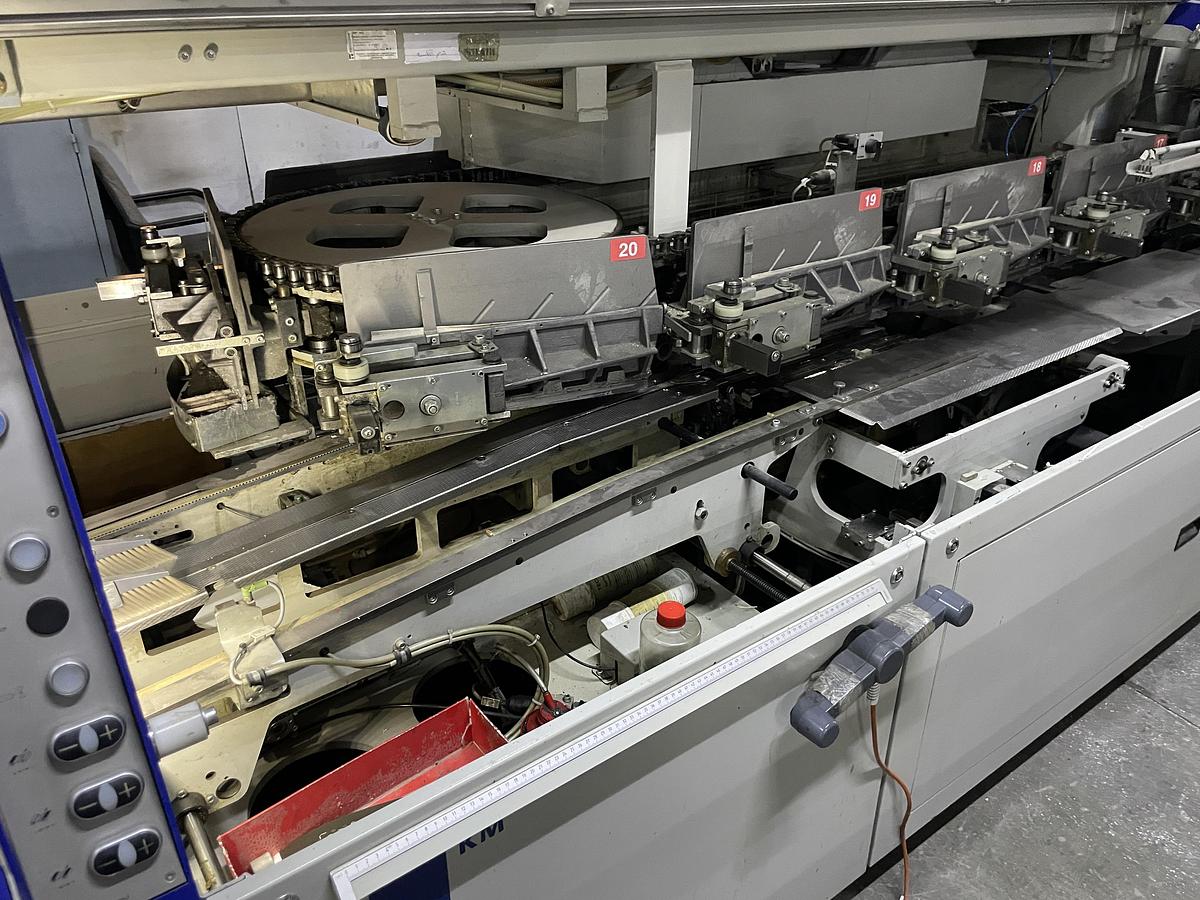 Used Kolbus perfect binder KM 600 (2011)