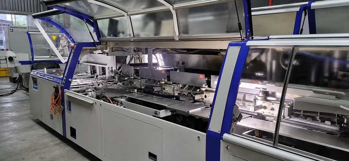 Used Kolbus perfect binder KM 600 (2015)