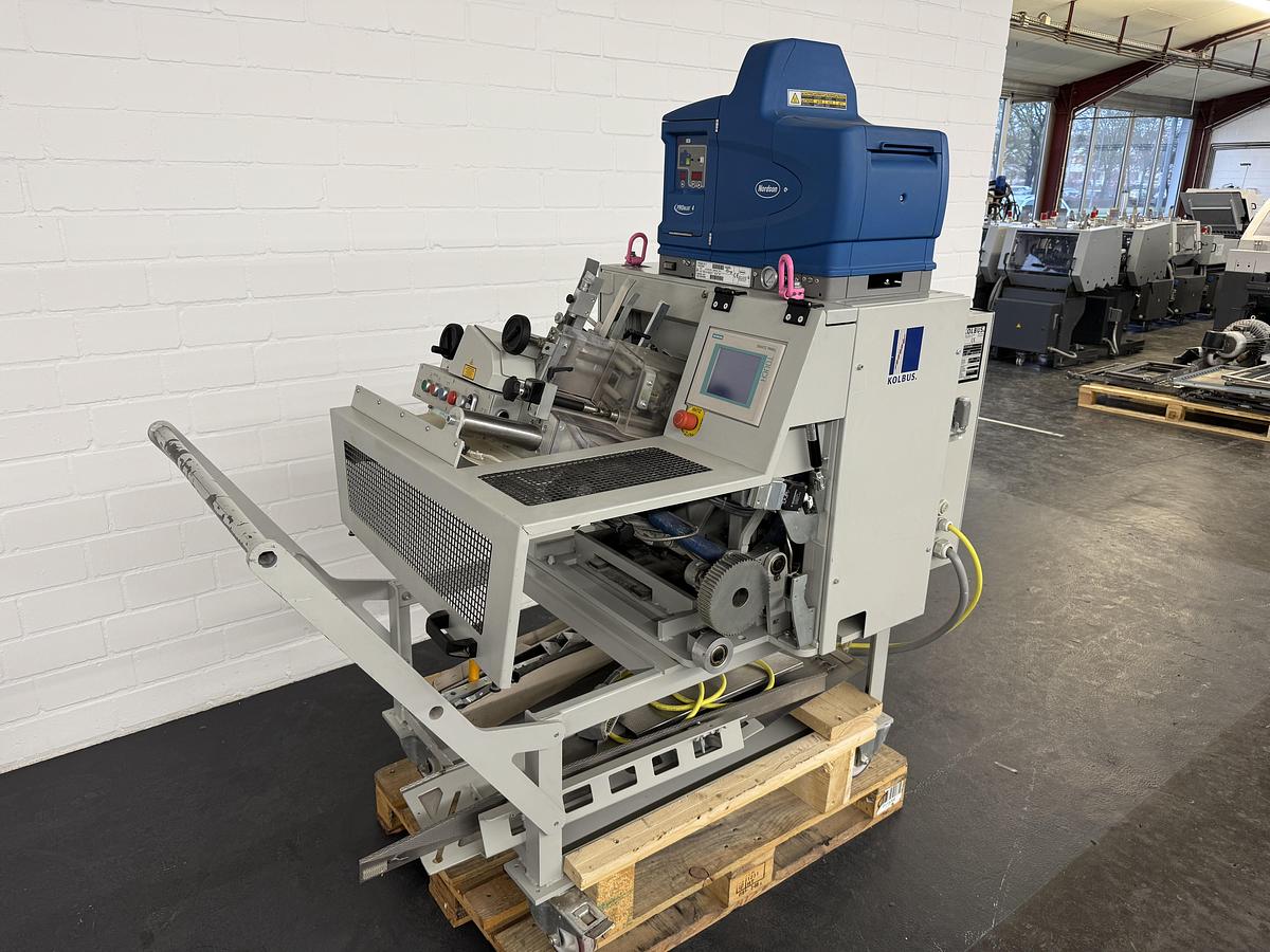 Used Kolbus card gluer KK 841 (2011)