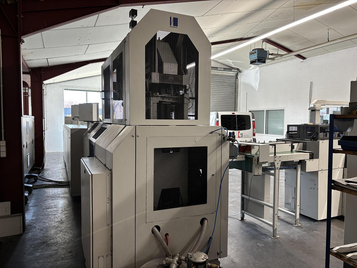 Used Kolbus hard cover book line BF 527 + FE 604 + DS 391 (2004)