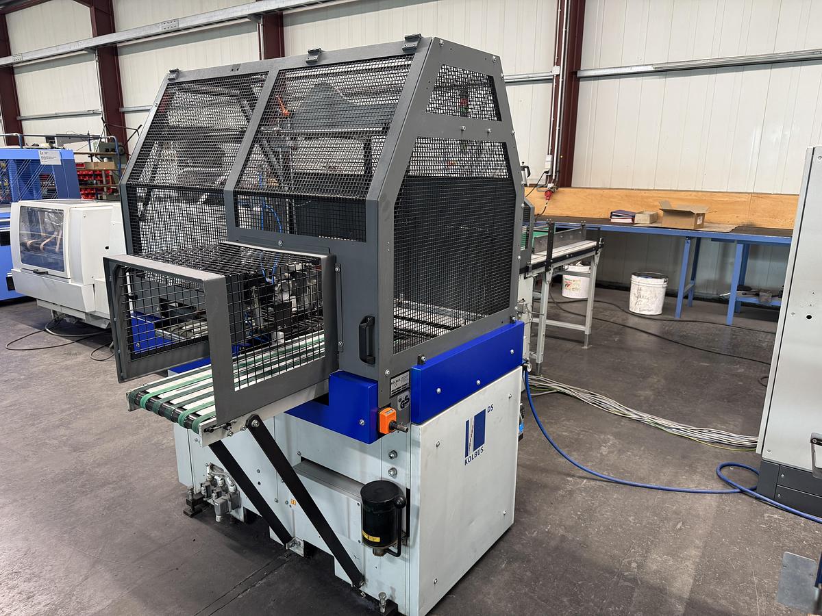 Used Kolbus hard cover book line BF 527 + FE 604 + DS 391 (2004)