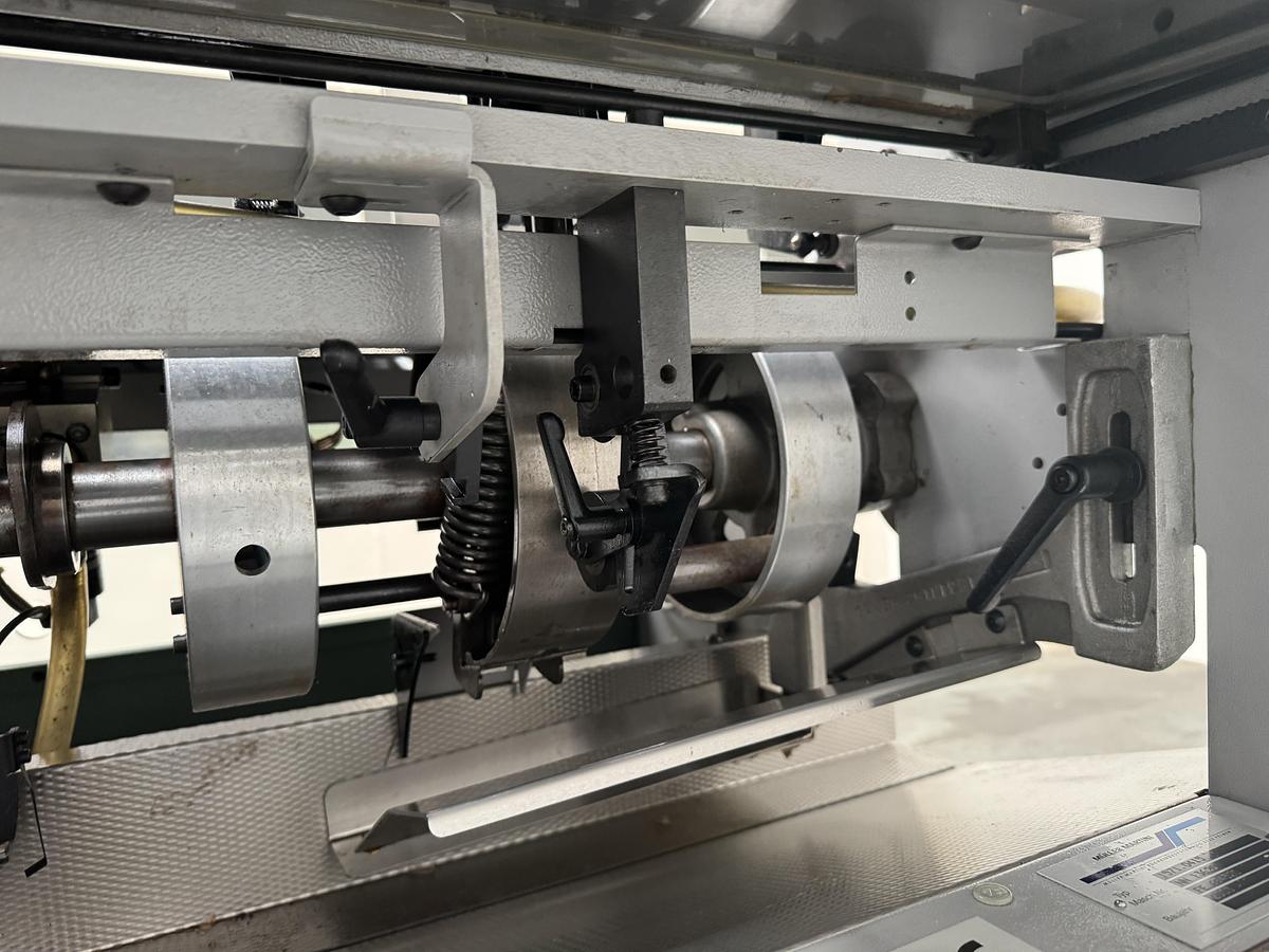 Used Müller Martini element 1571 (2003)