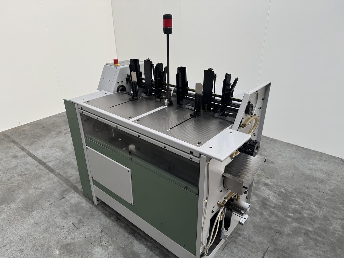 Used Müller Martini element 1571 (2003)