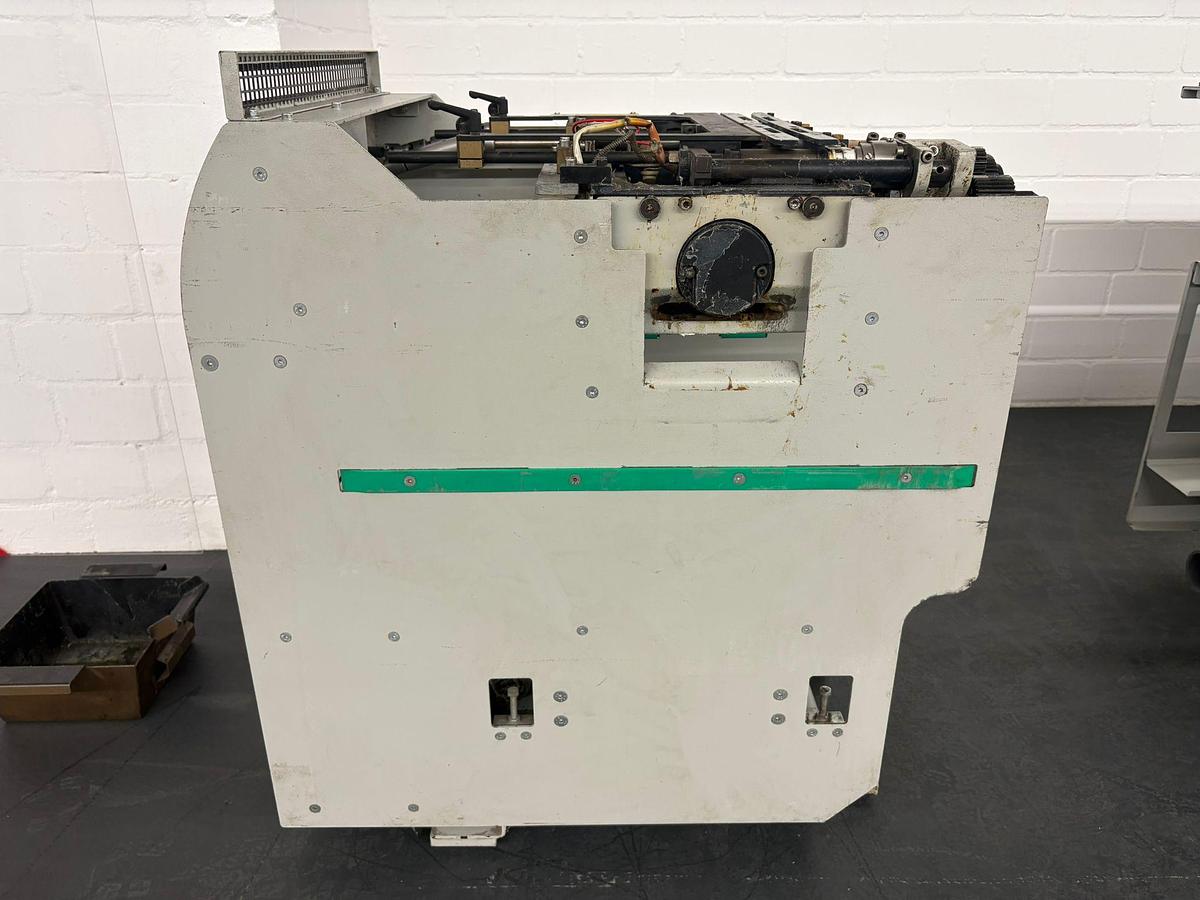Used Kolbus PUR + EVA Spine gluing unit (2005)