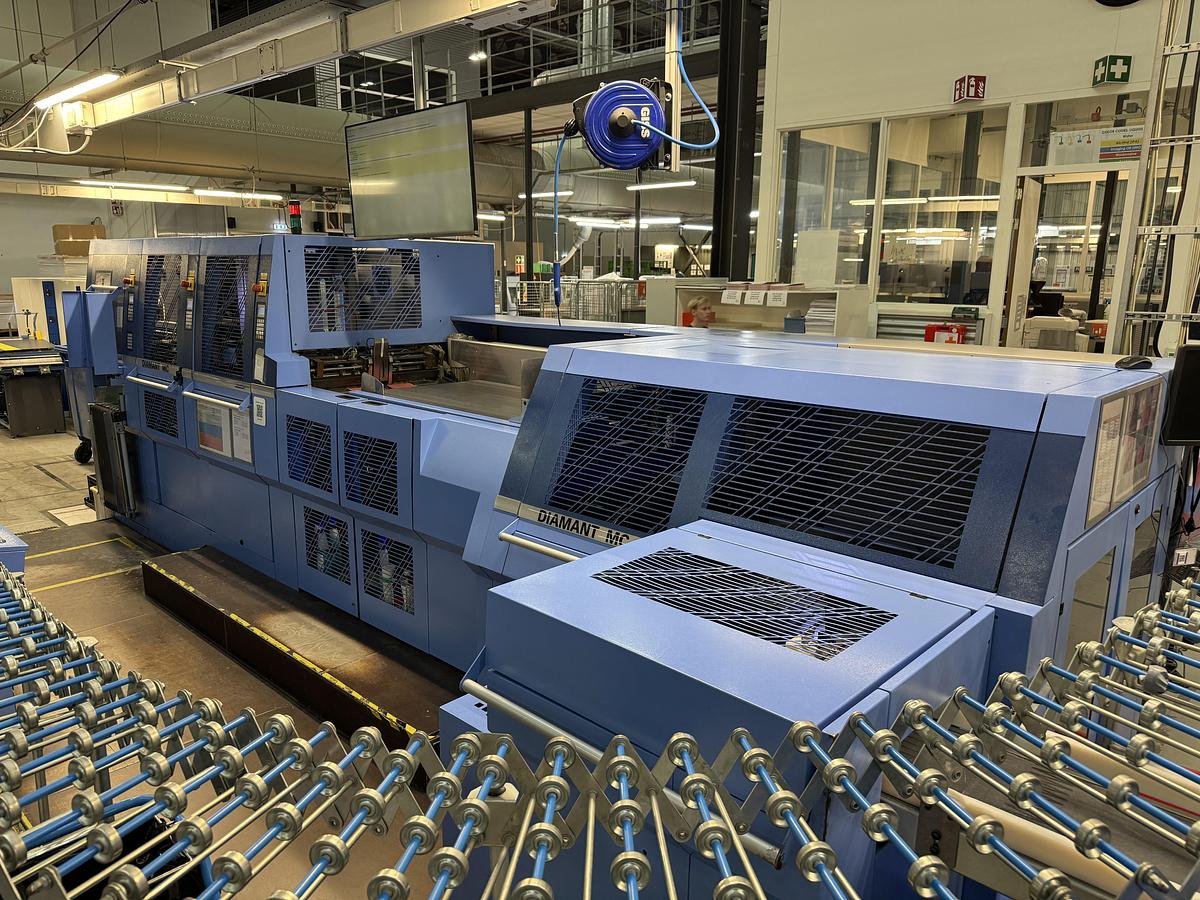 Used Müller Martini Diamant MC (2010)