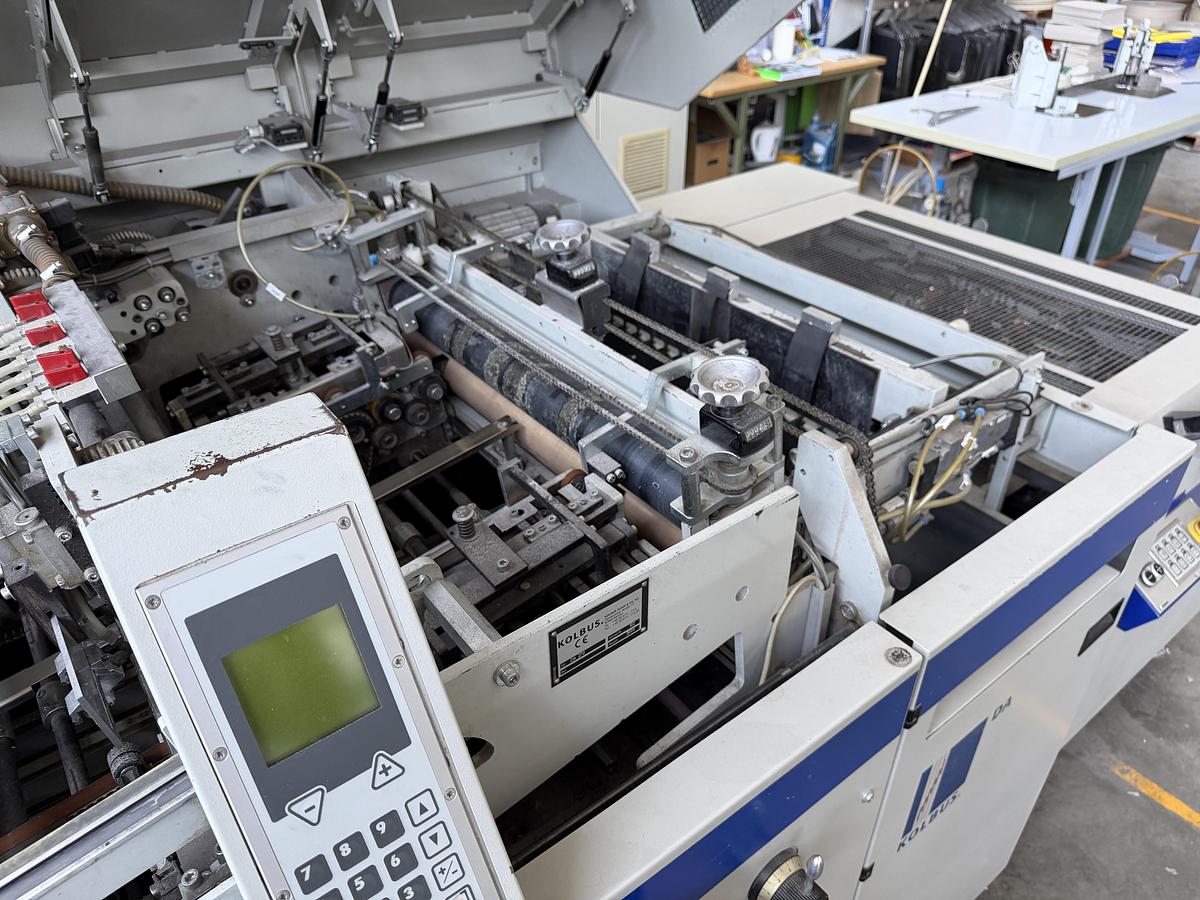 Used Kolbus casemaker DA 270 (2005)