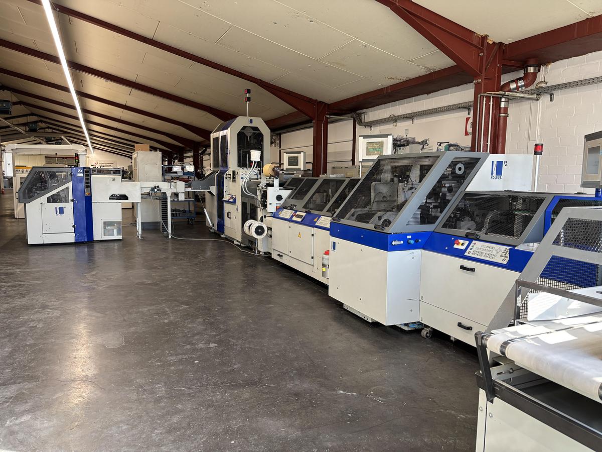 Used Kolbus hard cover book line BF 527 + FE 604 + DS 391 (2004)