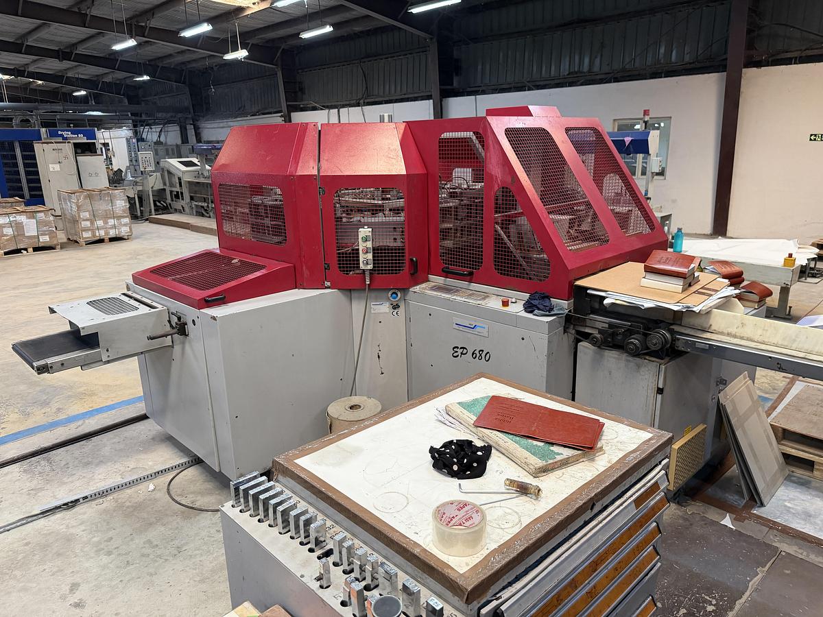 Used Müller Martini - VBF hard cover book line Diamant (2001)