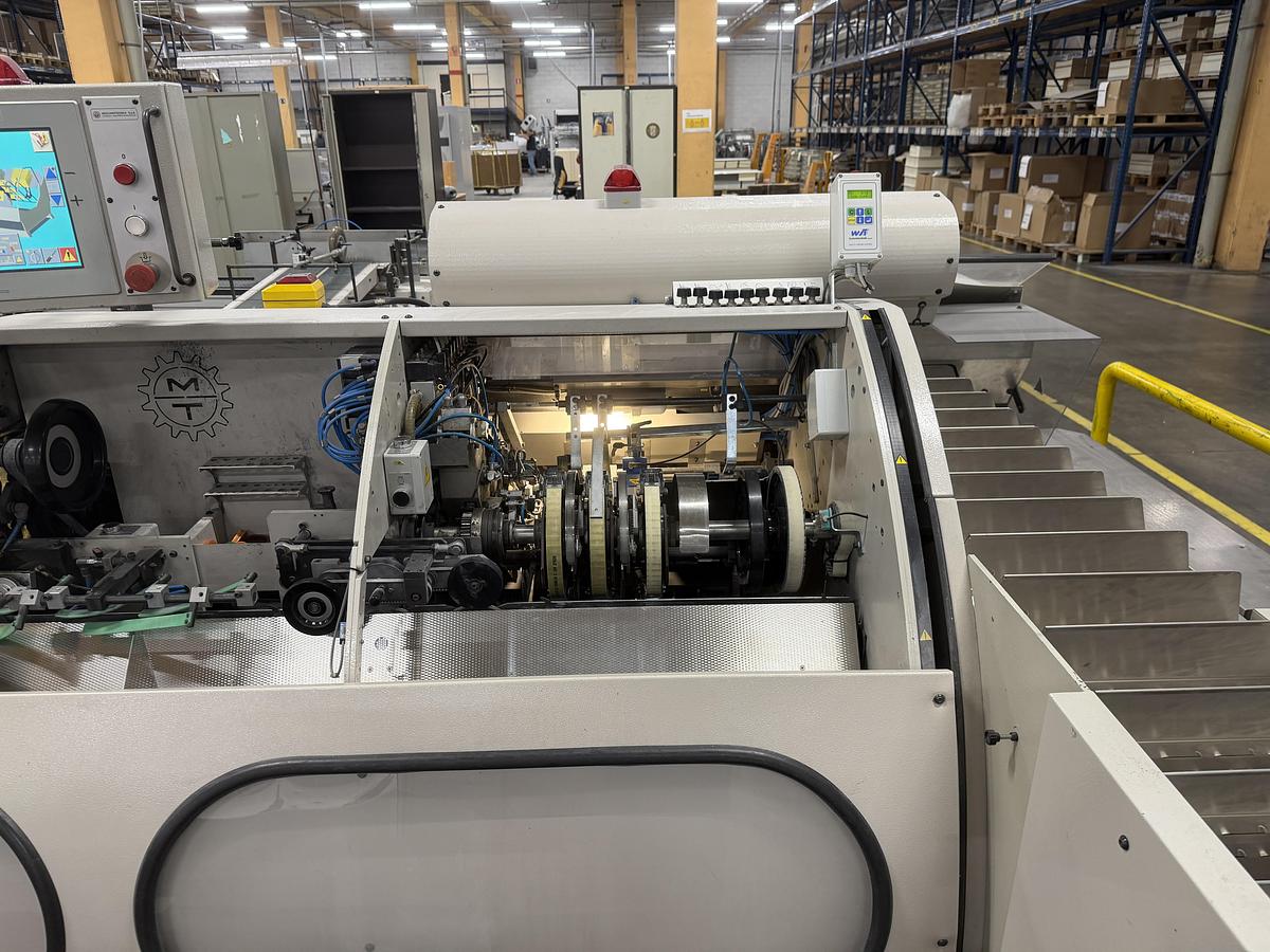 Used Meccanotecnica sewing machine Aster 220 SAO (2005)