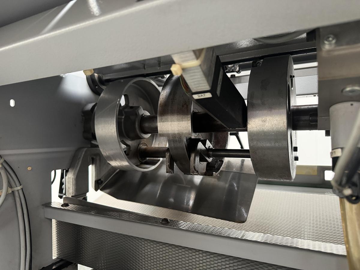 Used Müller Martini element 1571 (2003)