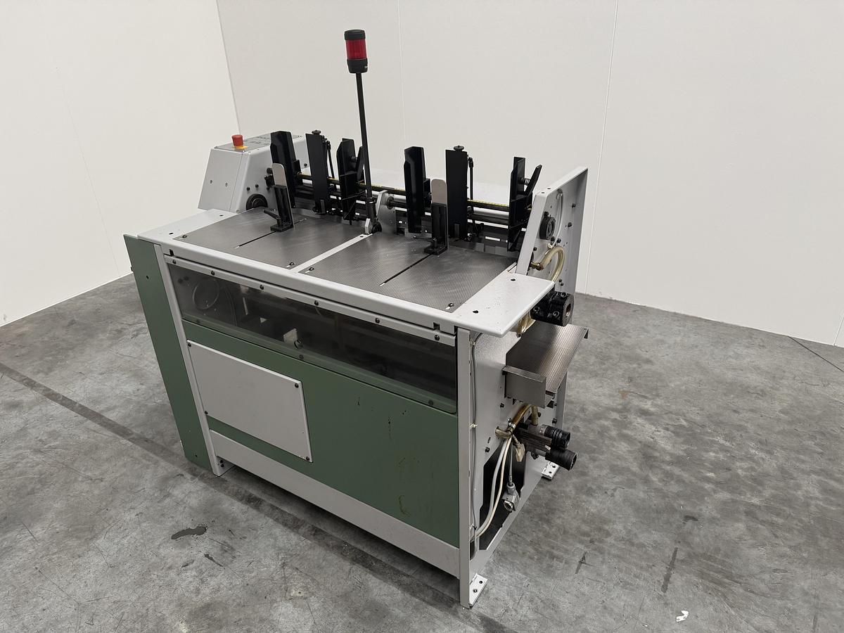 Used Müller Martini element 1571 (2003)