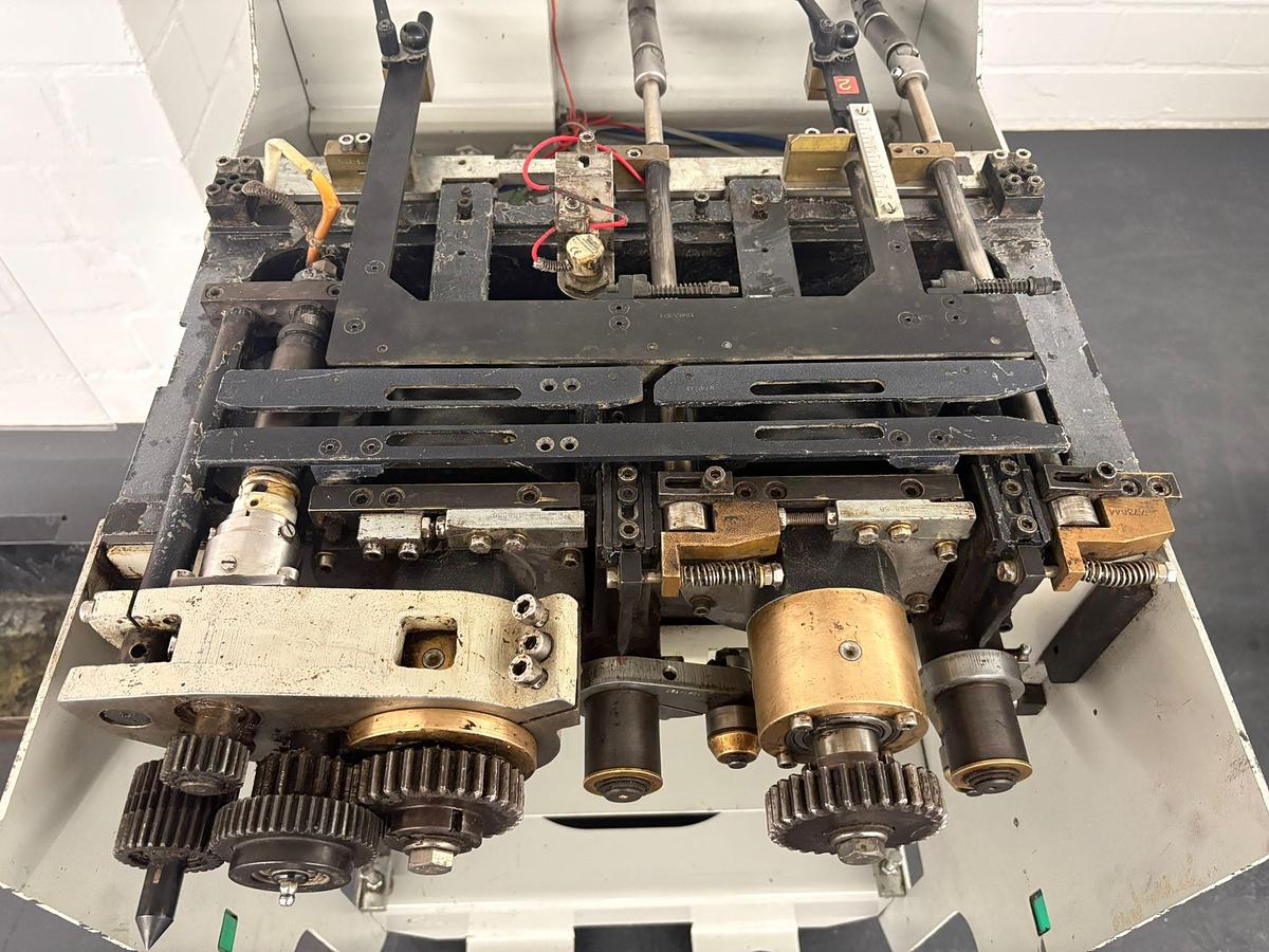 Used Kolbus PUR + EVA Spine gluing unit (2005)