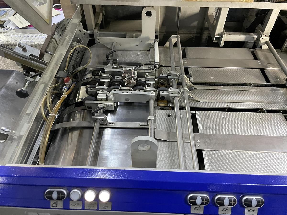 Used Kolbus perfect binder KM 600 (2011)