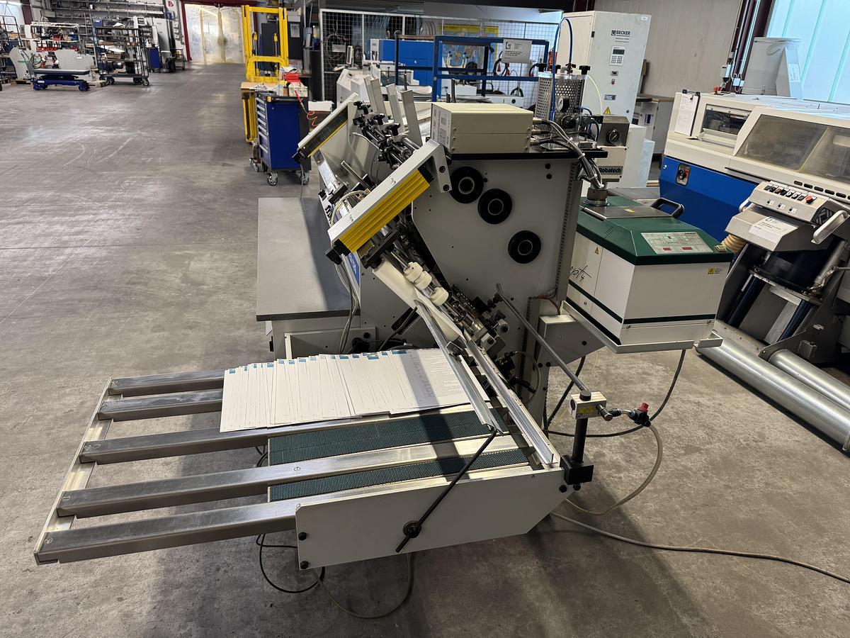 Used Hunkeler end sheet tipping machine VEA 520 KS-HHS (1999)