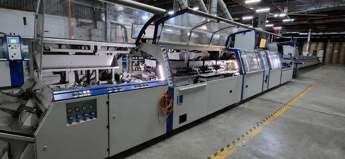 Used Kolbus perfect binder KM 600 (2015)