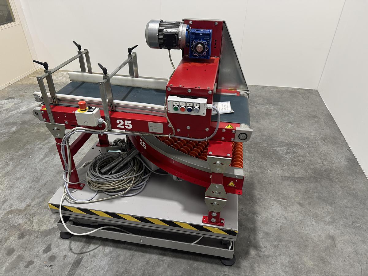 Used Solema Straight and 90° conveyor system, with lifting table (no1)
