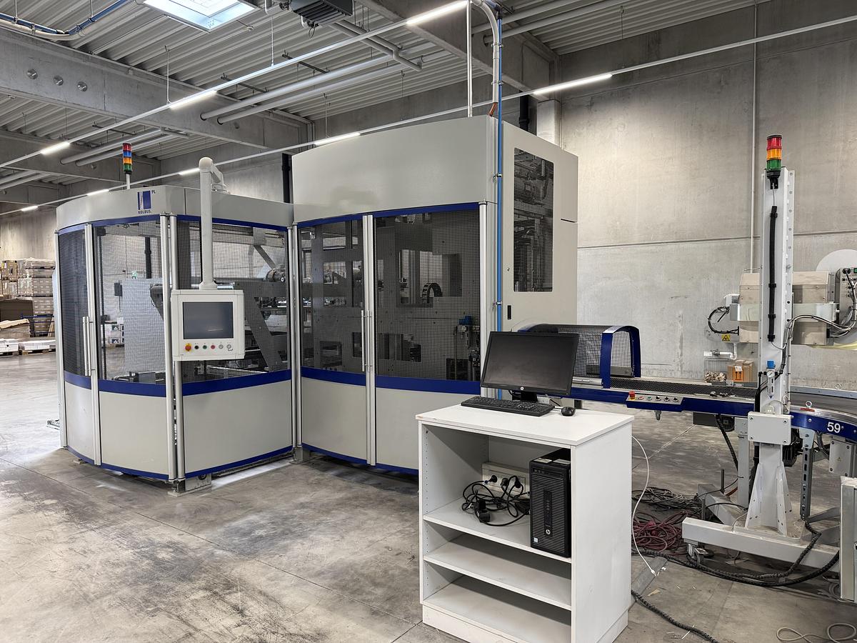 Used Kolbus perfect binder KM 610.A (2016)