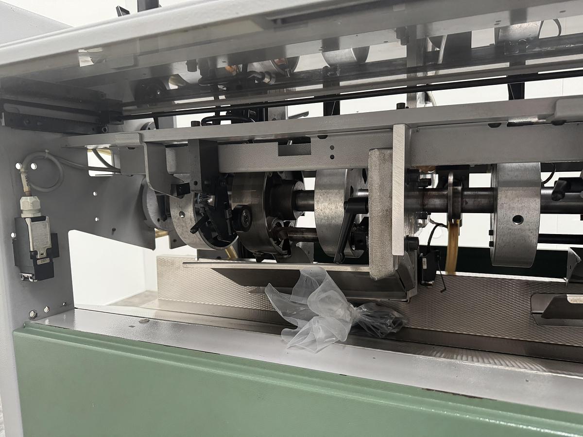 Used Müller Martini element 1571 (2003)