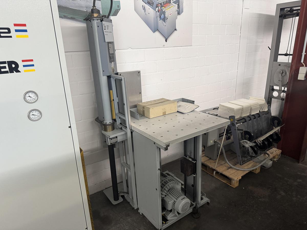 Used Stahl corner cutter EKS 400 (1995)