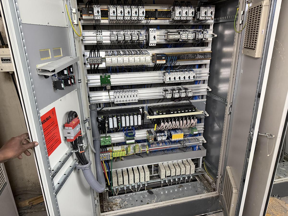 Used Kolbus DA 270 (2004)