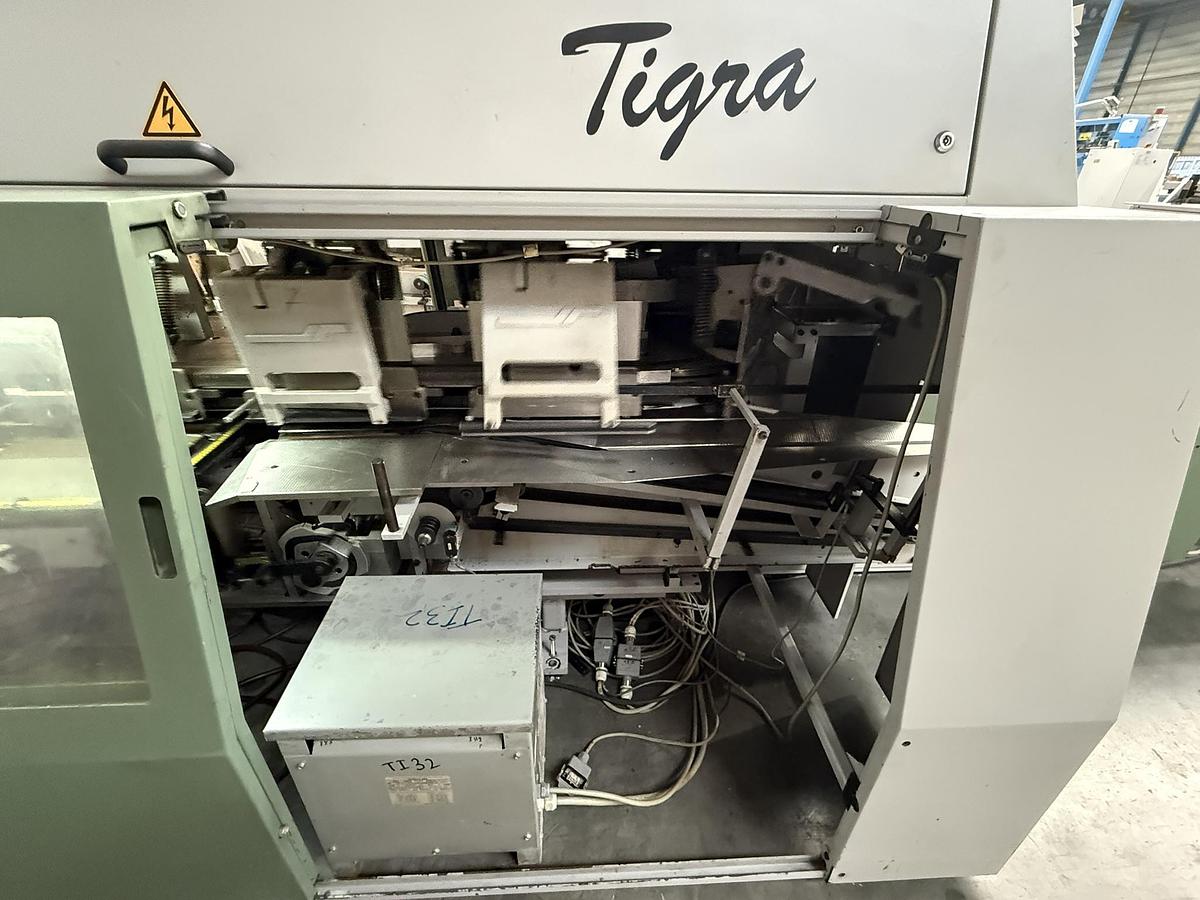 Used Müller Martini Tigra (1570) (2003)