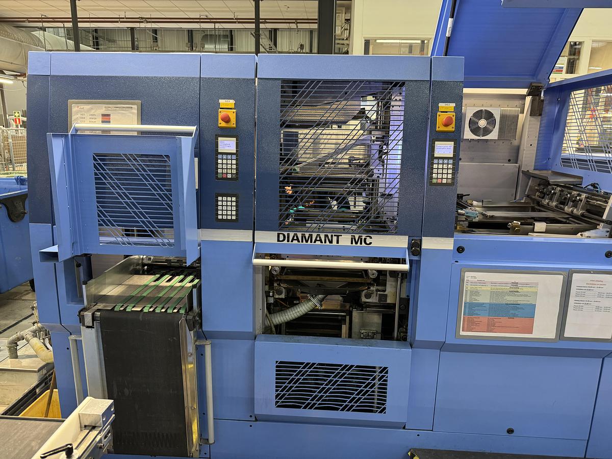 Used Müller Martini Diamant MC (2010)