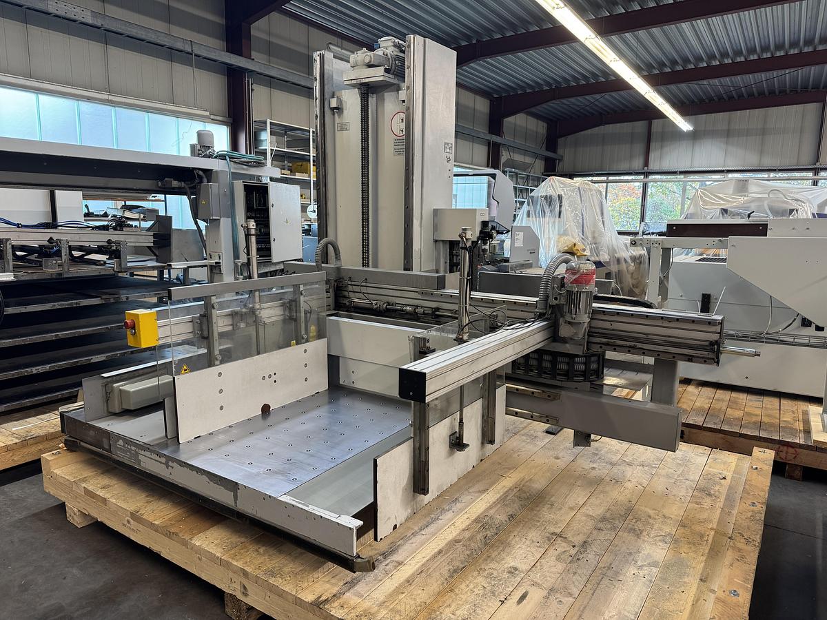 Used Polar unloading system TR 160-ER-6 (2002)