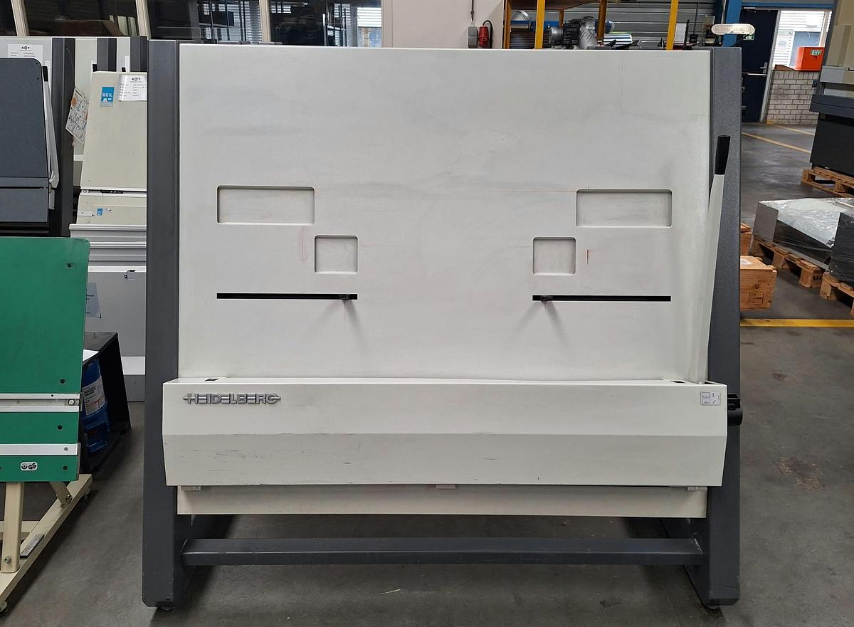 Used Heidelberg plate punch (1996)