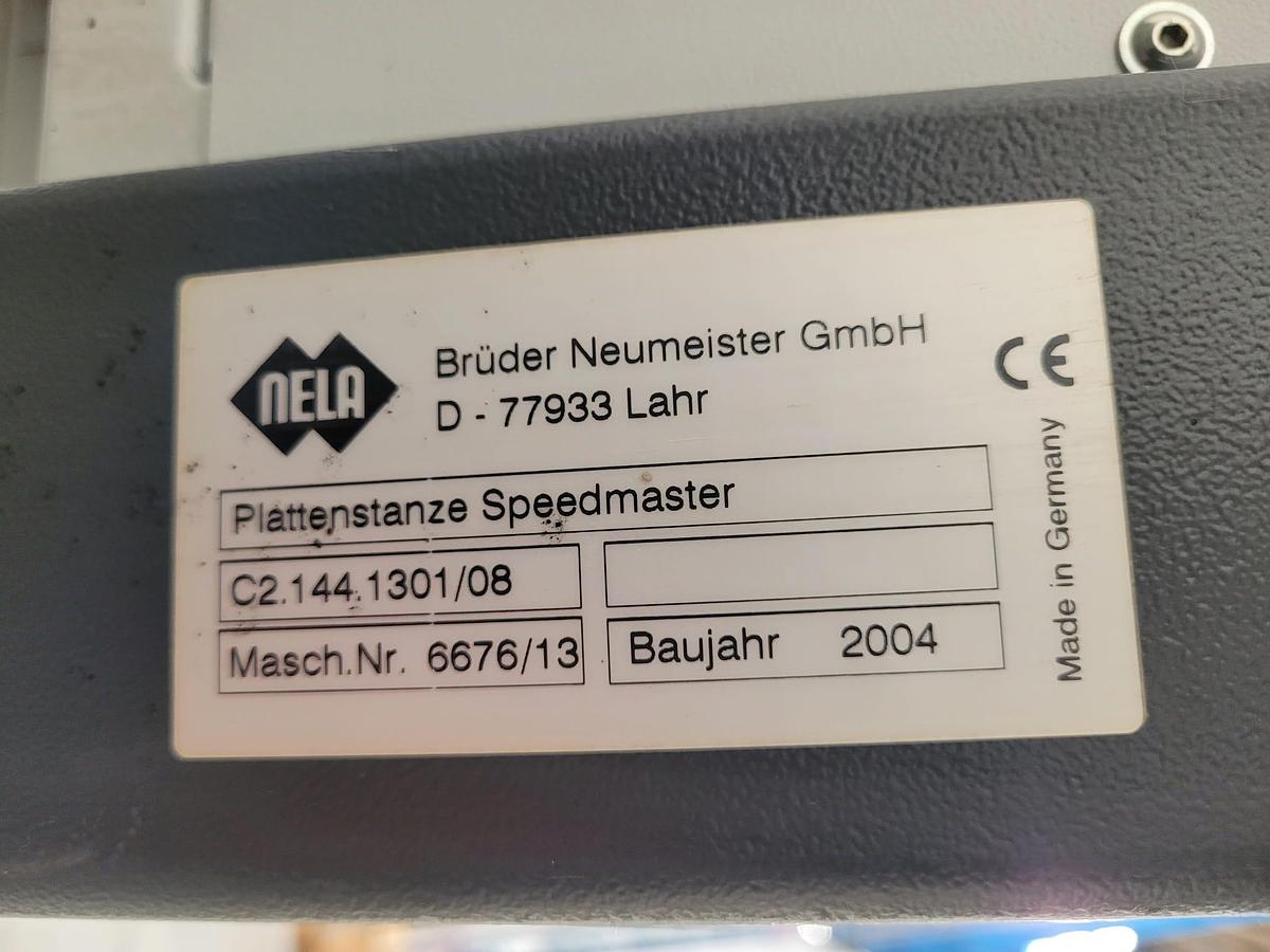 Used Heidelberg plate punch (2004)