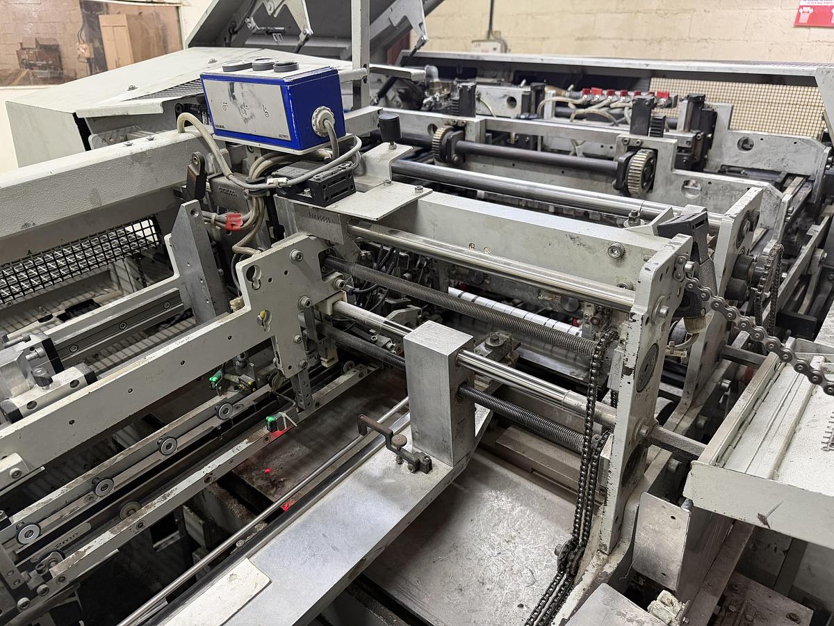 Used Kolbus DA 270 (2004)