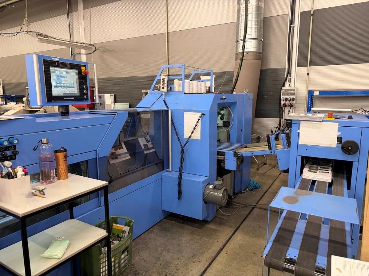 Used Müller Martini sewing machine Ventura MC (3215) (2016)