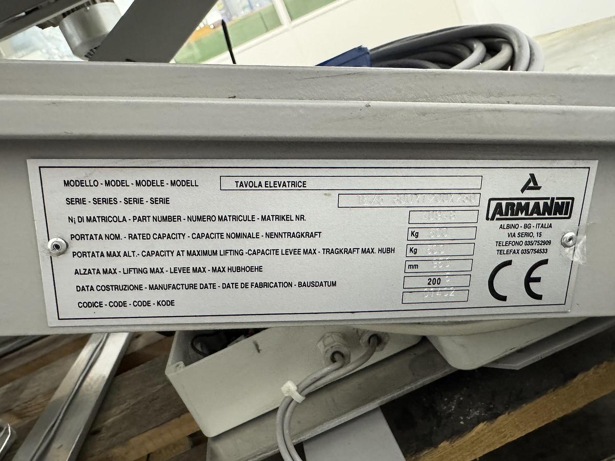 Used Solema Straight and 90° conveyor system, with lifting table (no2)