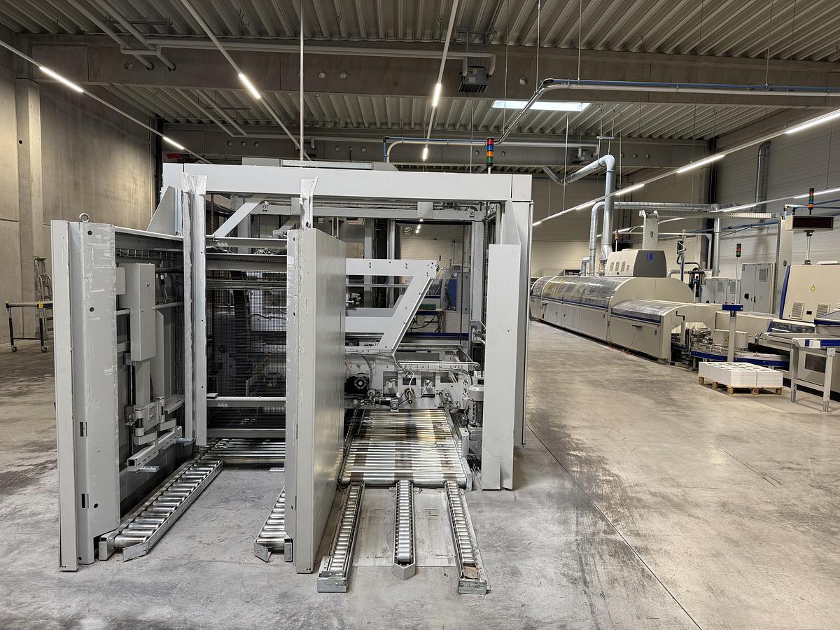 Used Kolbus perfect binder KM 610.A (2016)