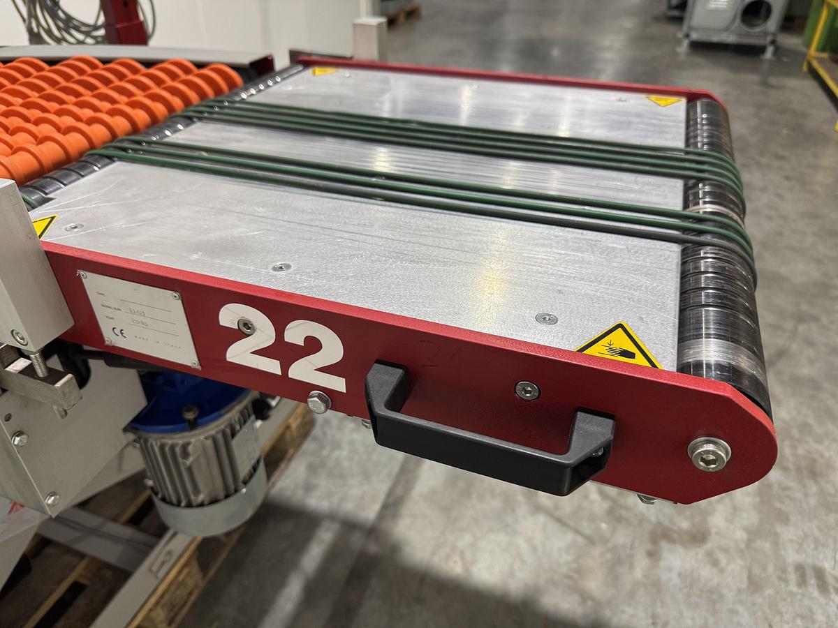 Used Solema Straight and 90° conveyor system, with lifting table (no2)