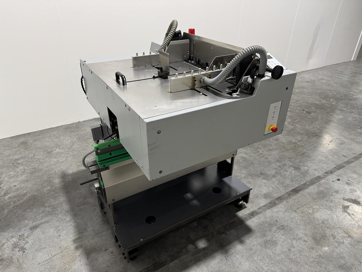 Used Heidelberg cover feeder UFA 400 (2004)