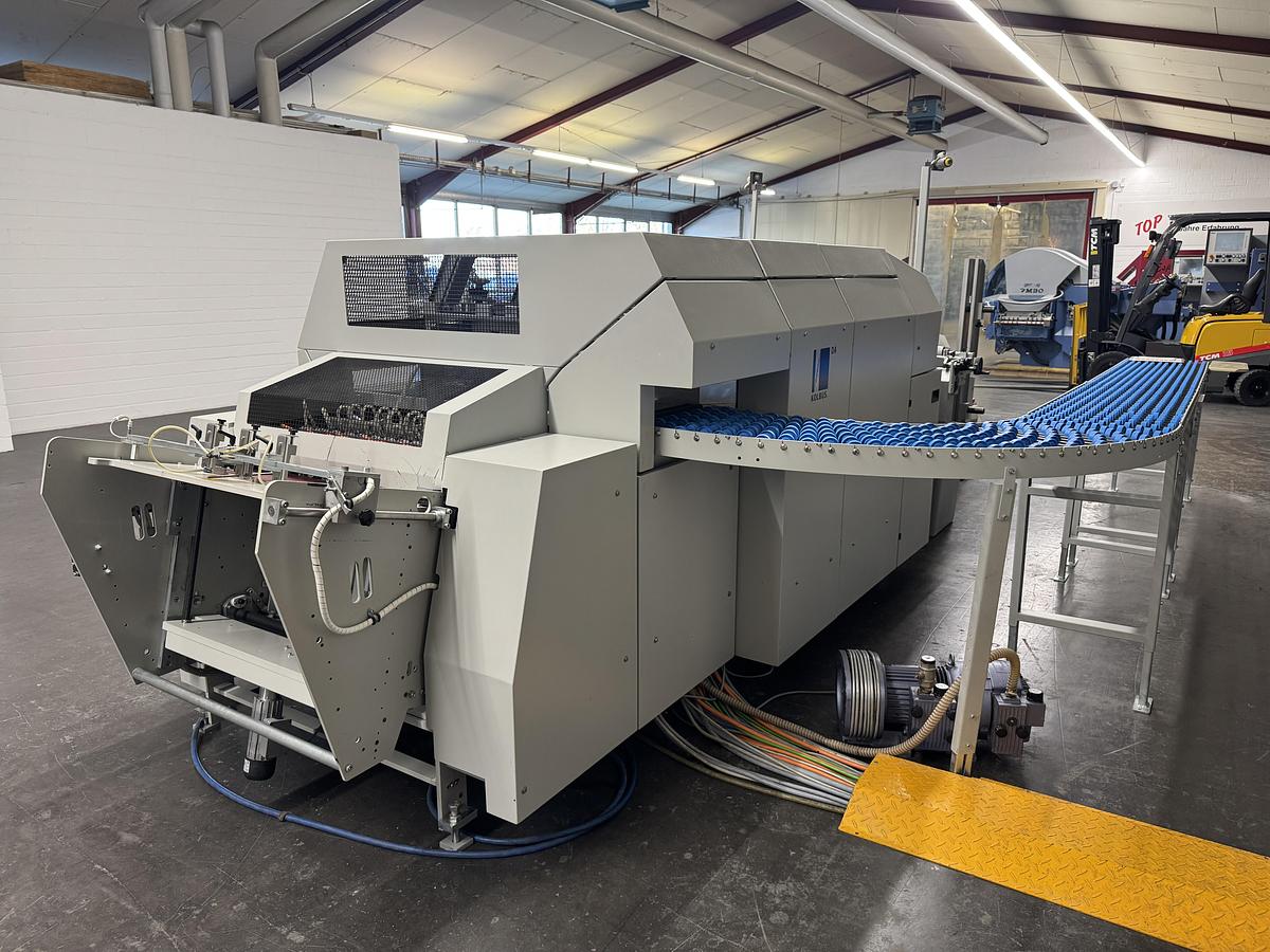 Used Kolbus case maker DA 260 (2011)