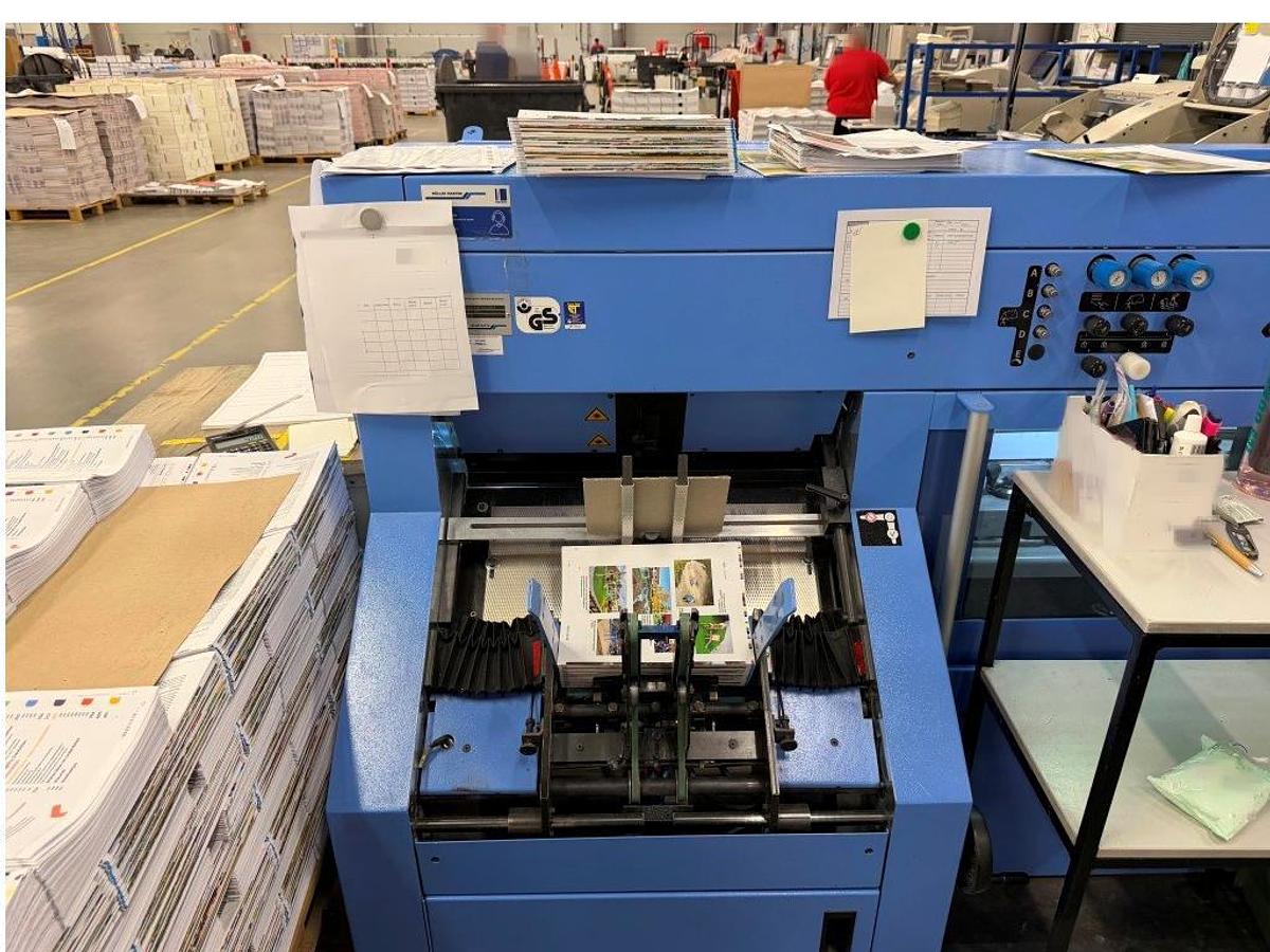 Used Müller Martini sewing machine Ventura MC (3215) (2016)