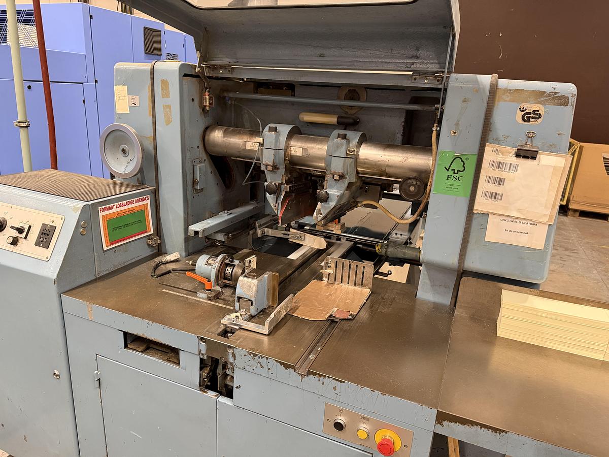 Used Wohlenberg three knife trimmer 44 FO (+/- 1982)