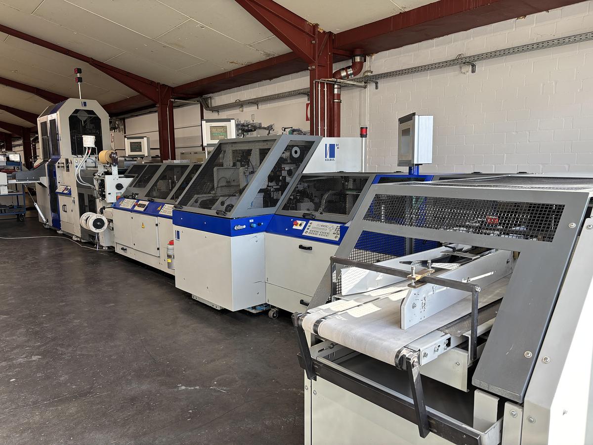 Used Kolbus hard cover book line BF 527 + FE 604 + DS 391 (2004)