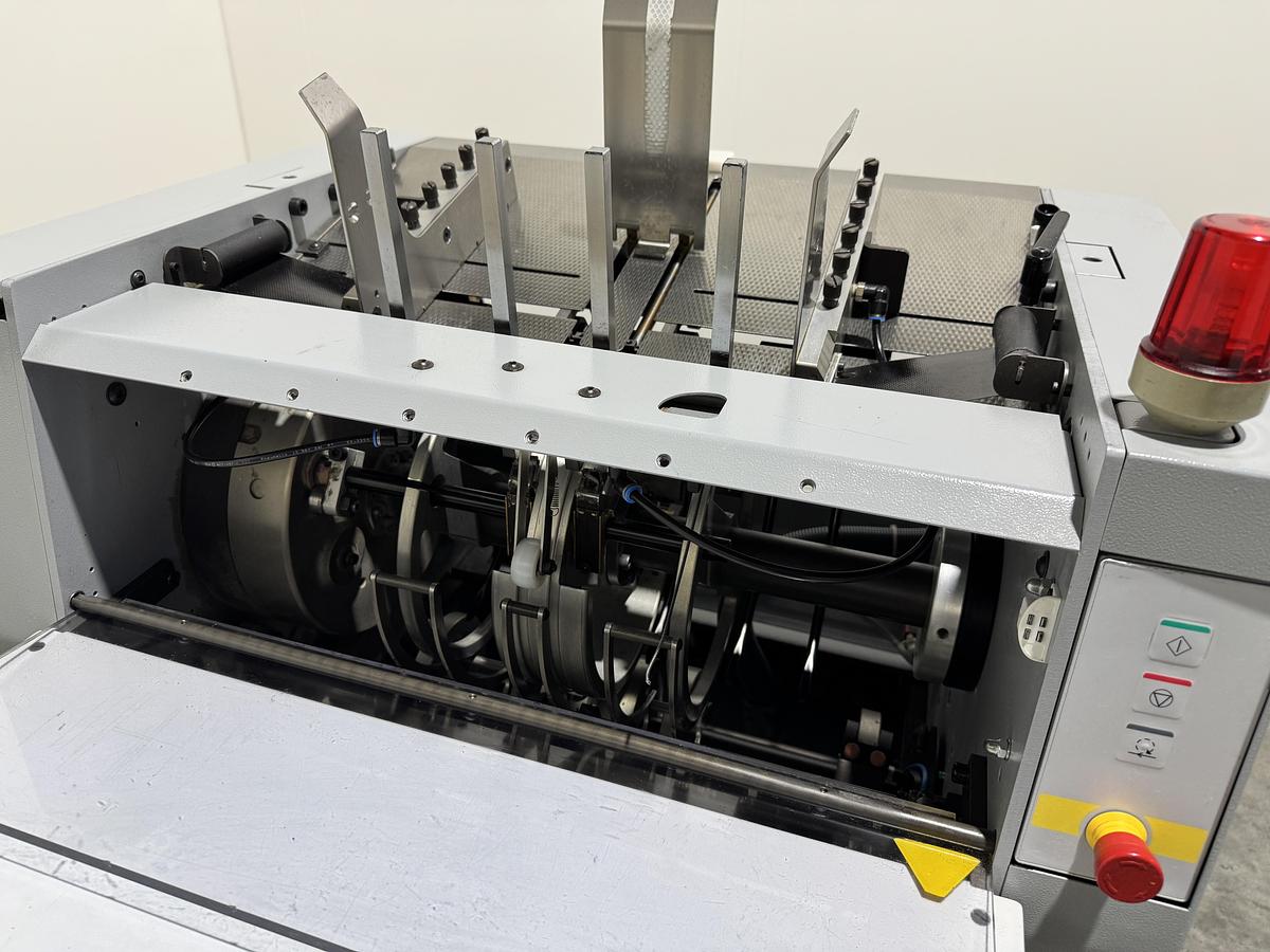 Used Heidelberg signature feeder TAL 400 (2004)