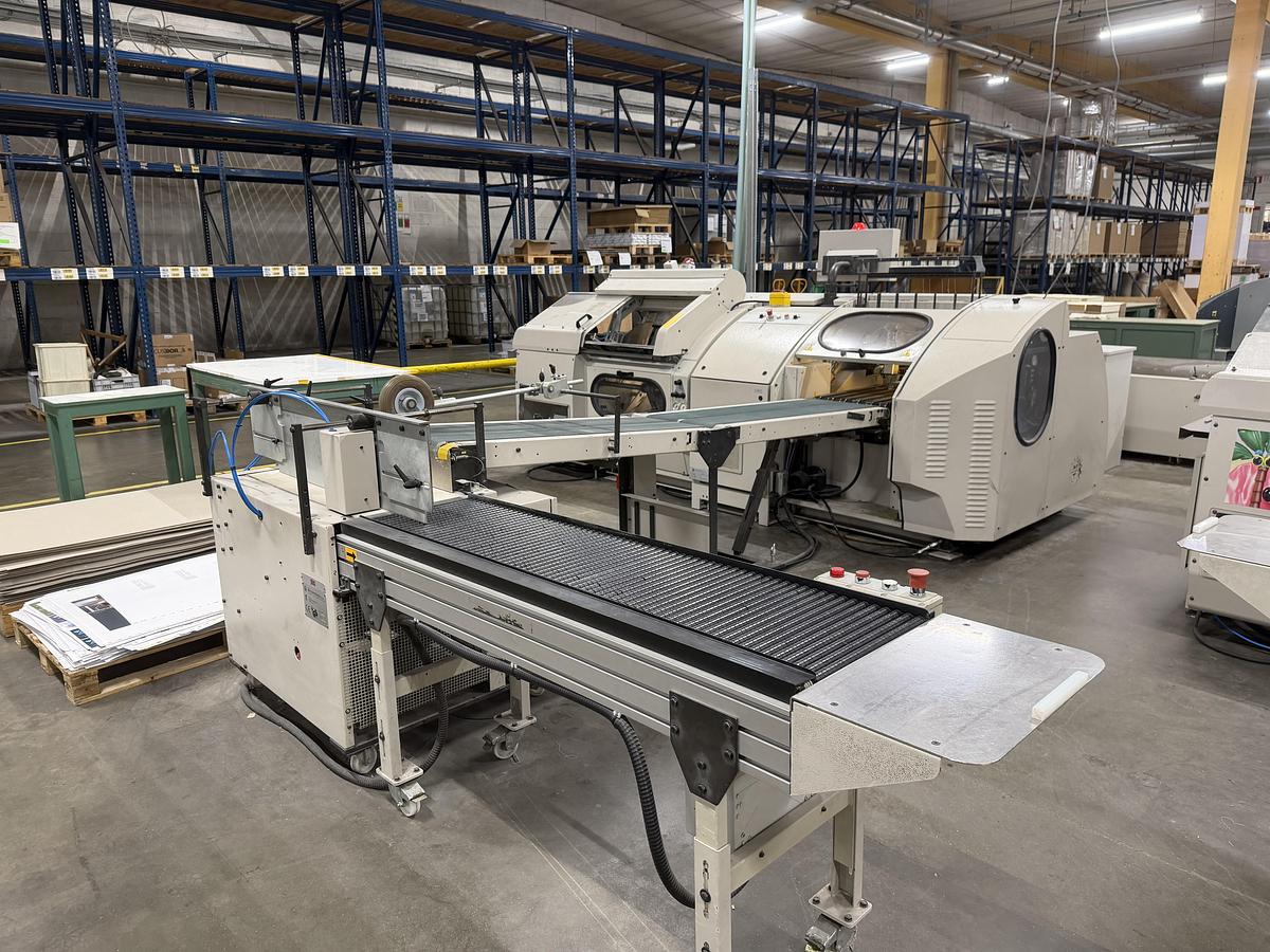 Used Meccanotecnica sewing machine Aster 220 SAO (2005)