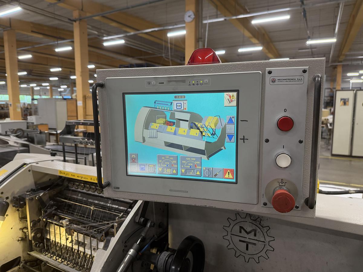 Used Meccanotecnica sewing machine Aster 220 SAO (2005)