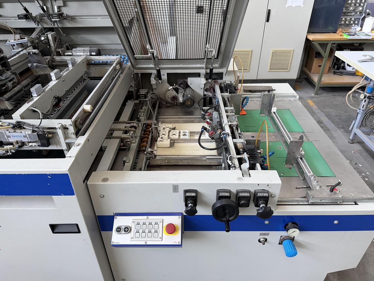 Used Kolbus casemaker DA 270 (2005)