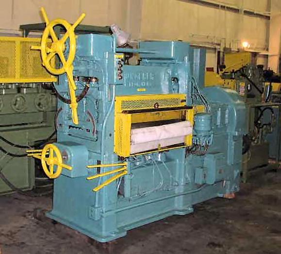 Used  UNGERER 900mm 4-Hi Leveler, 17-Roll (Used) #4212