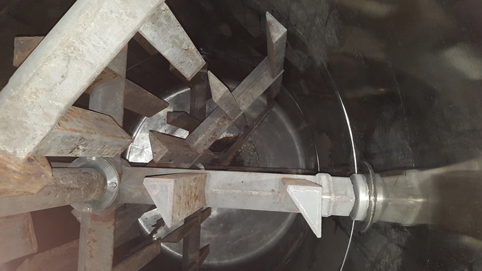 Used 10 tonne CHOCOLATE TANK