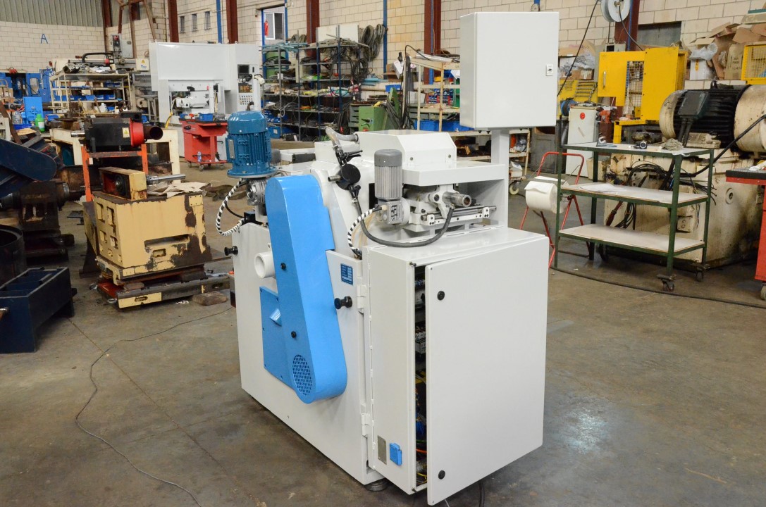 Usado 1989 SENY R-60-H Rectificadoras sin centros #4428