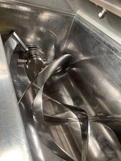 Used 2002 Thuringia Food Tech ribbon mixer VM1000-FU