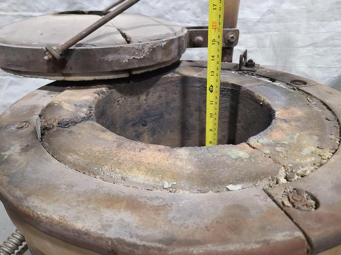 Used Speedy Melt Gas Fired Metal Foundry Melting Furnace Loaded with